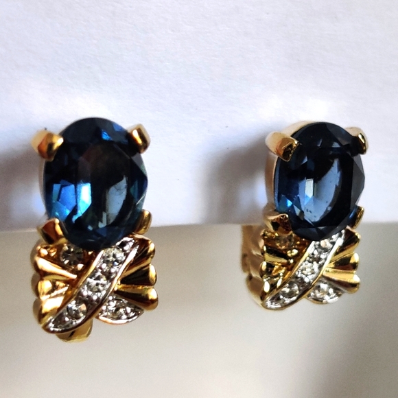 Vintage D'Orlan Earrings w/Blue Topaz Glass - Picture 3 of 16